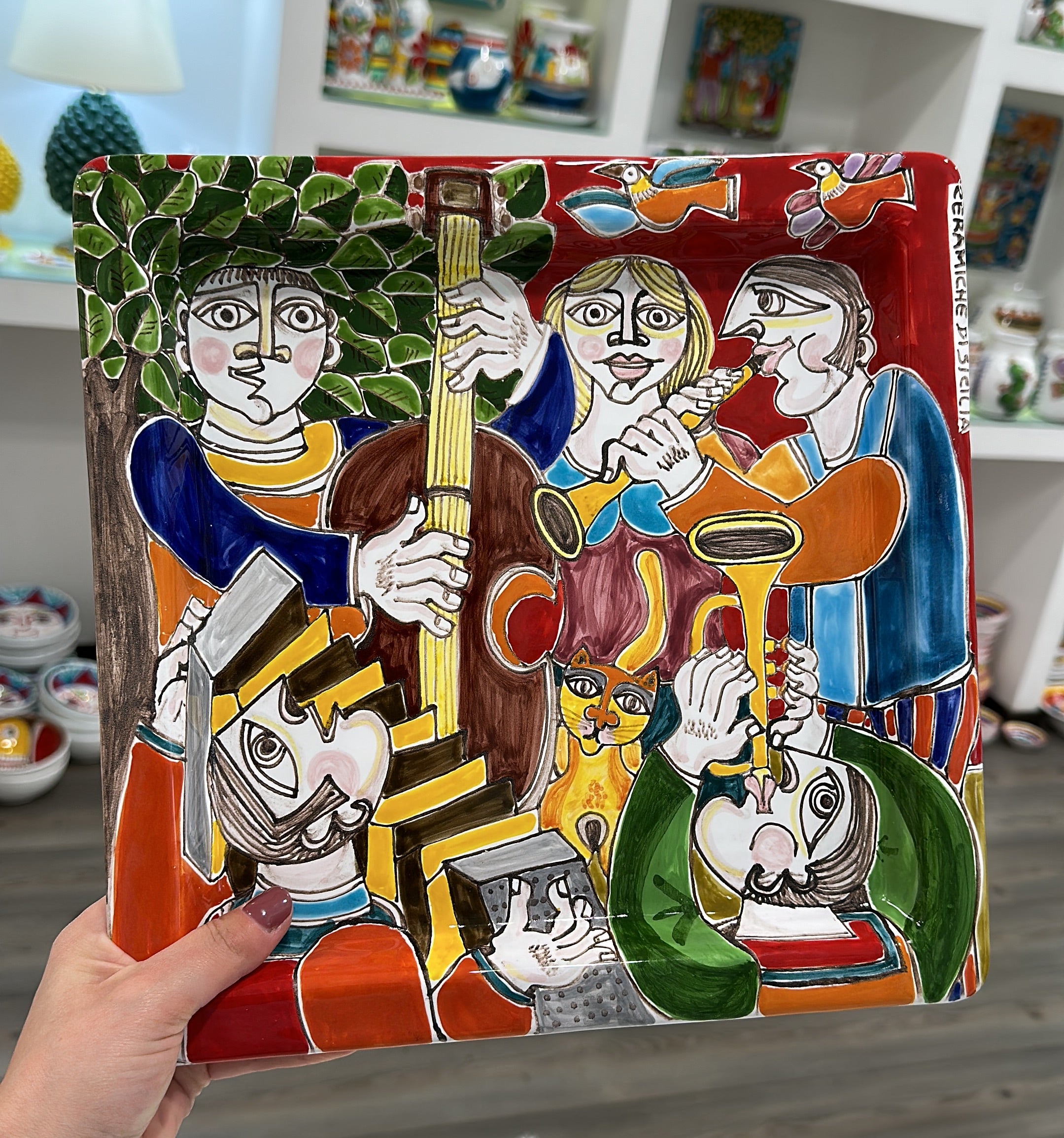 Piatto Quadrato 28x28 cm - I Musicisti - Fondo Rosso