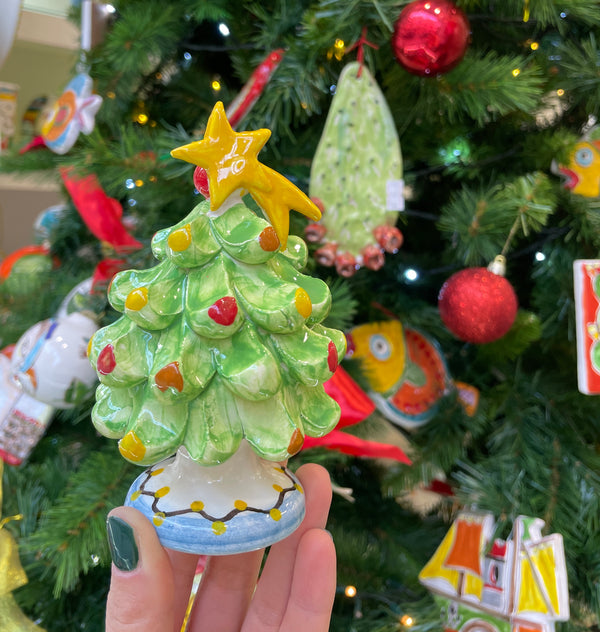 Sapin de Noël en pomme de pin