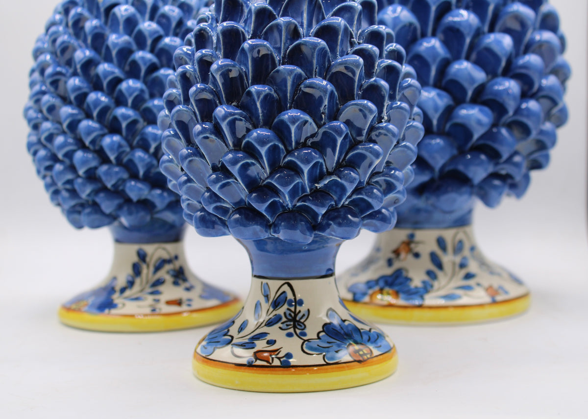 Pigna Blu Con Base Decorata - Ceramiche Di Sicilia 