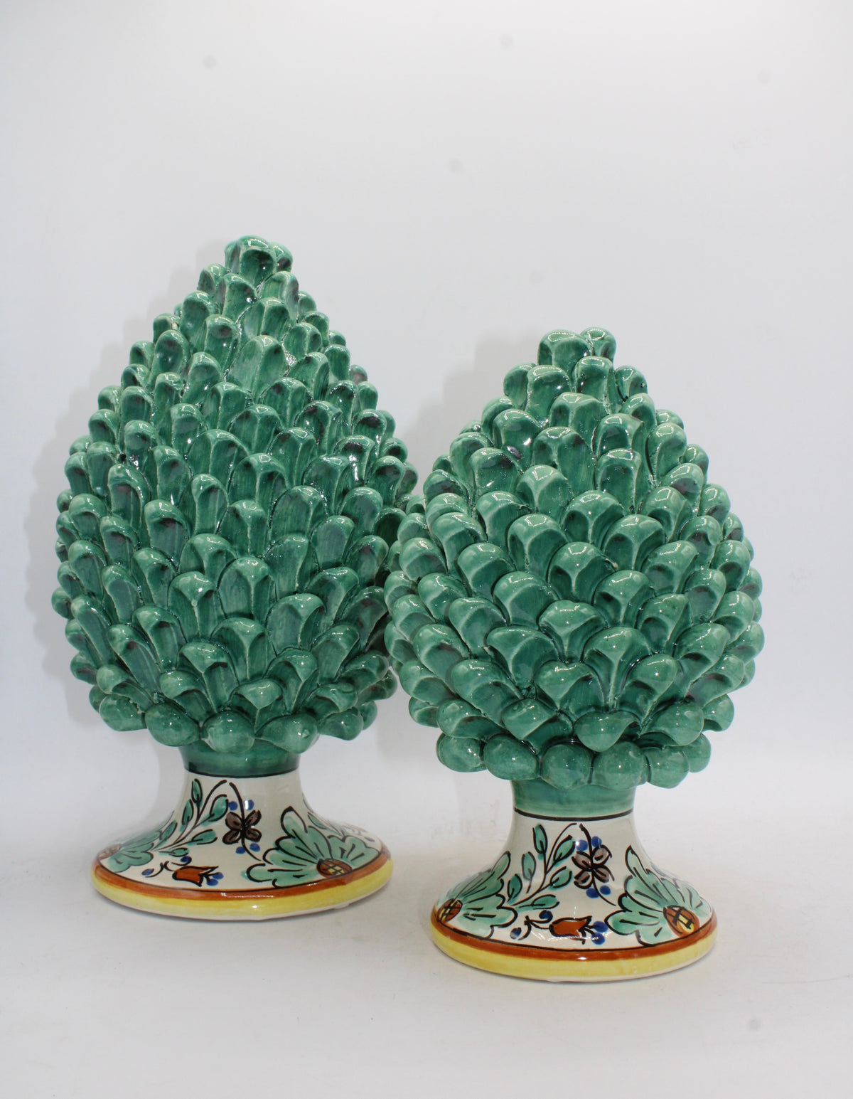 Pigna Verde Con Base Decorata - Ceramiche Di Sicilia 