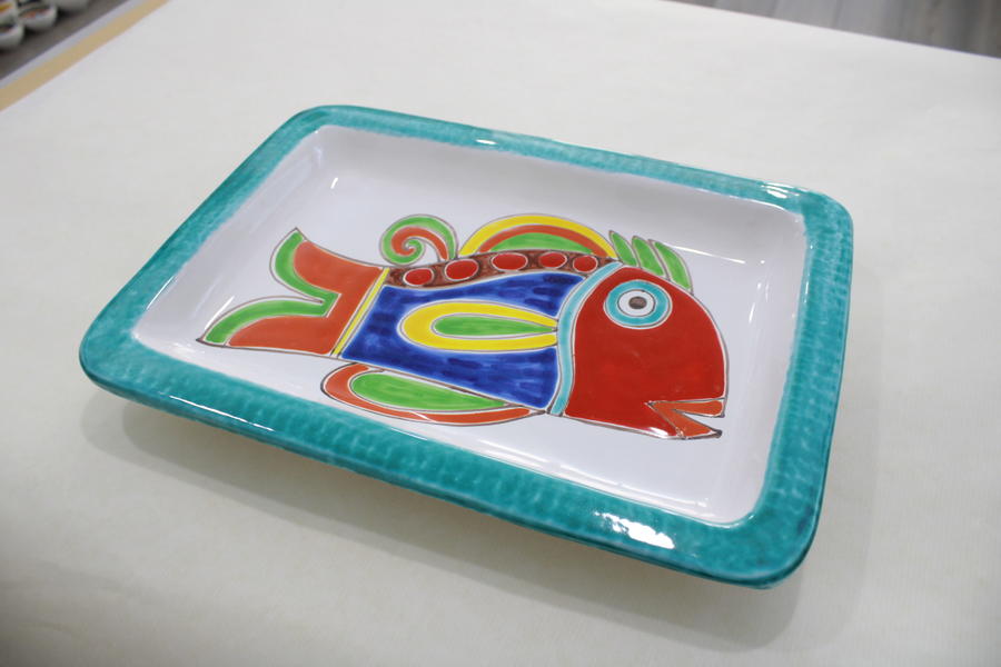 Fish tray
